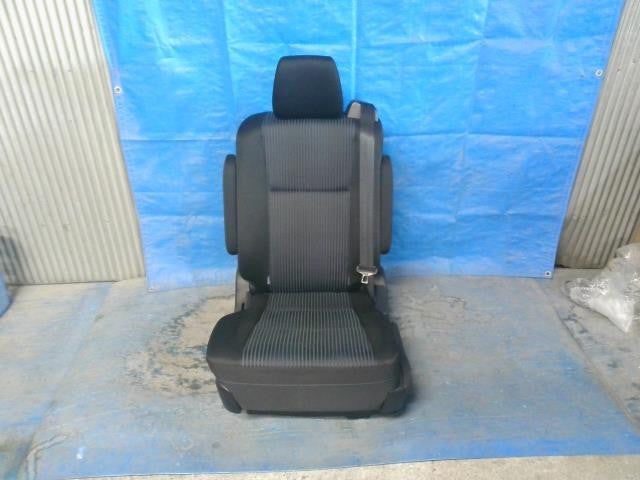 [CENTER SEAT]TOYOTA VOXY ZRR80W 3ZR-FAE AT 2WD #0BD3253171049