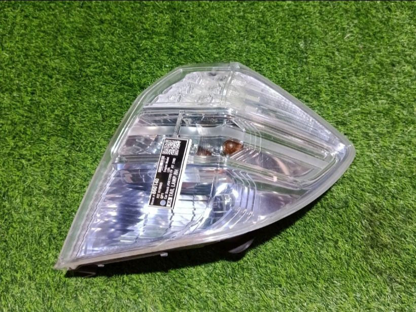 [TAIL LAMP RH]HONDA FIT HYBRID GP1 2010 LDA FF AT 2WD #0003253860140