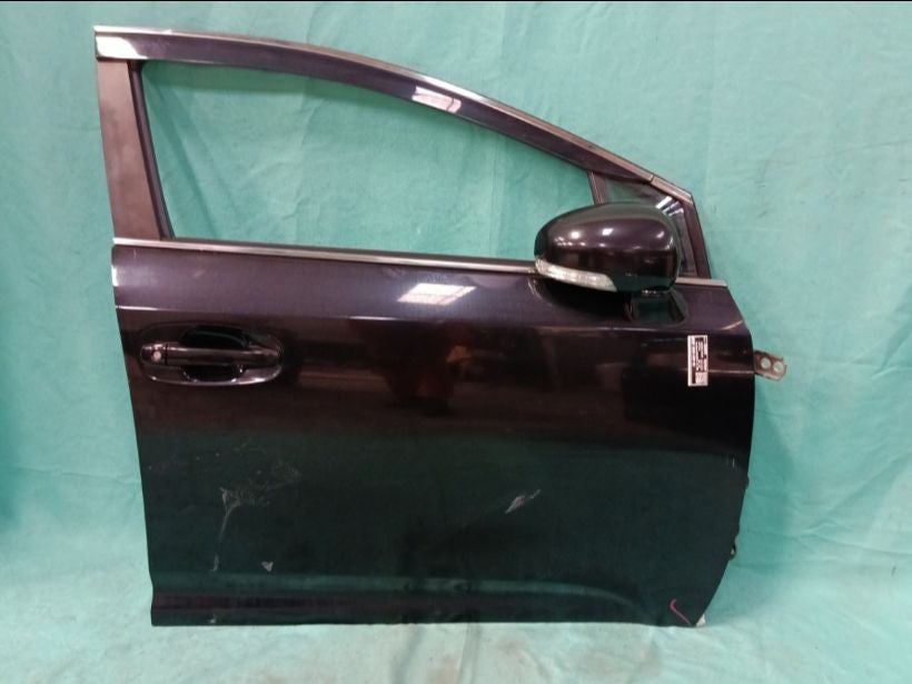 [F DOOR ASSY RH]TOYOTA AVENSIS WAGON ZRT272W 2012 3ZR-FAE FF AT 2WD #0003259968092