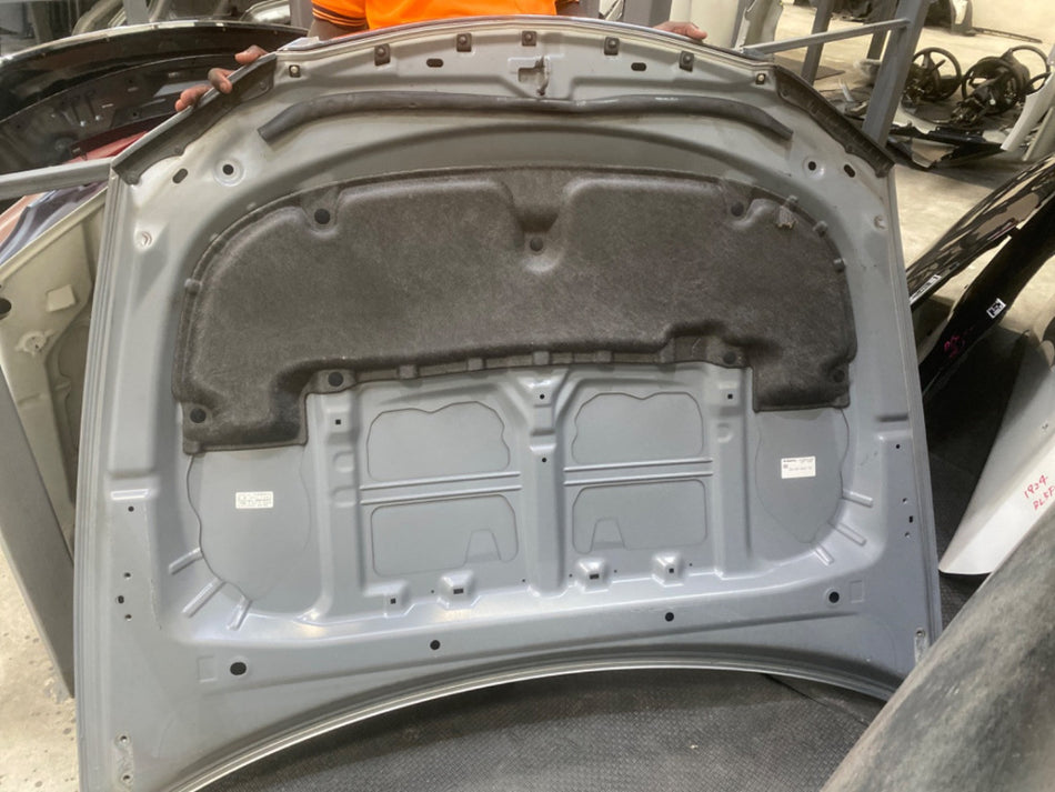 [BONNET]SUBARU EXIGA YAM 2013 FB25 FF AT 4WD #000323C560000
