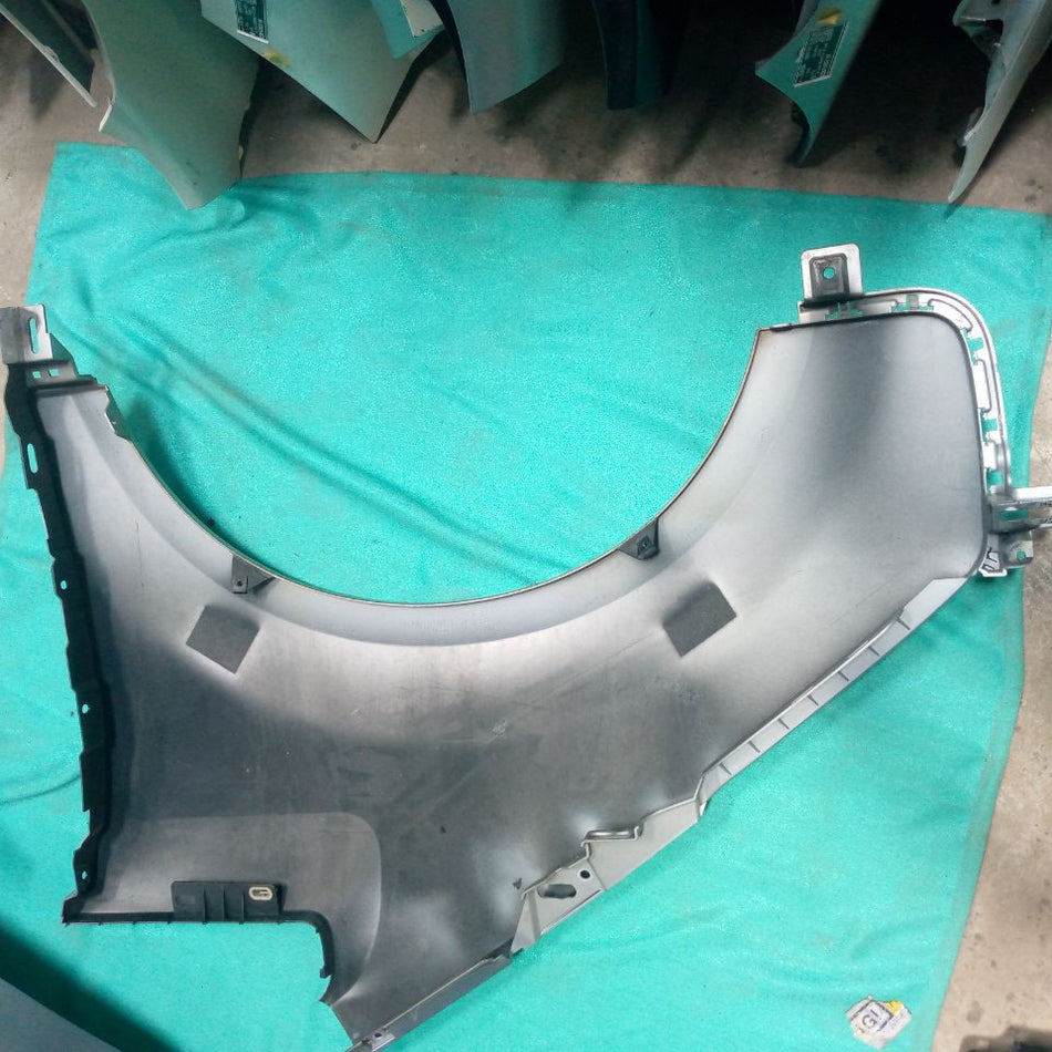 [FENDER RH]MITSUBISHI DELICA_D:5 CV5W 2007 4B12 FF AT 4WD #0003247703266