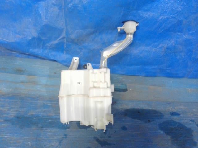 [WASHER TANK]TOYOTA PRIUS ZVW30 2ZR-FXE AT 2WD #0BD3253171112