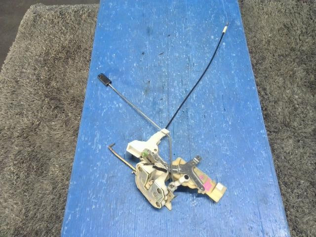 [Left F door lock solenoid]TOYOTA FUNCARGO NCP20 2NZ-FE AT 2WD #0BD3253173171
