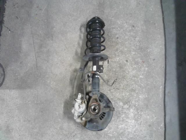 [F STRUT ASSY RH]TOYOTA NOAH ZWR80G 2ZR-FXE AT 2WD #0BD3253174479