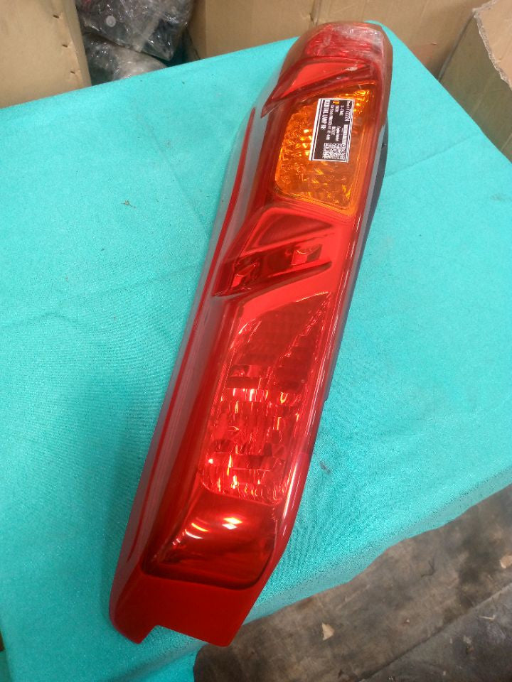 [TAIL LAMP RH]NISSAN X-TRAIL TNT31 2010 QR25DE FF AT 4WD #000324B772724