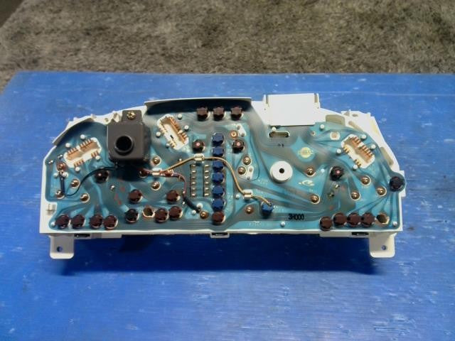 [SPEEDOMETER]NISSAN CIMA FHY33 VQ30DET AT 2WD #0BD3253172668