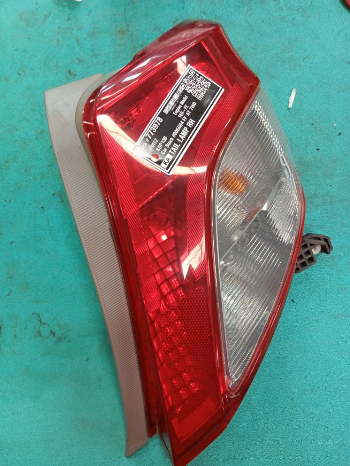 [TAIL LAMP RH]TOYOTA VITZ KSP130 2012 1KR-FE FF AT 2WD #000324B773978