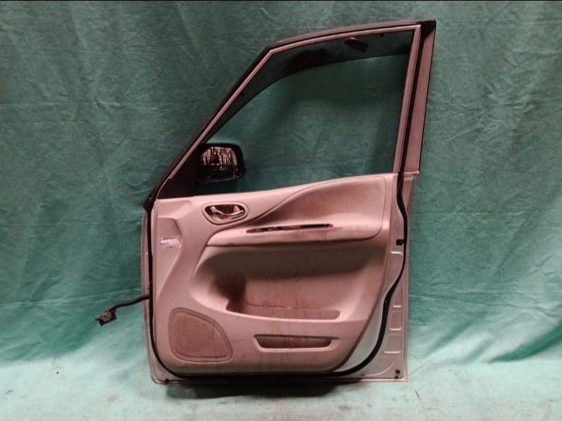 [F DOOR ASSY RH]NISSAN SERENA C26 2012 MR20DD FF AT 2WD #0003254868156