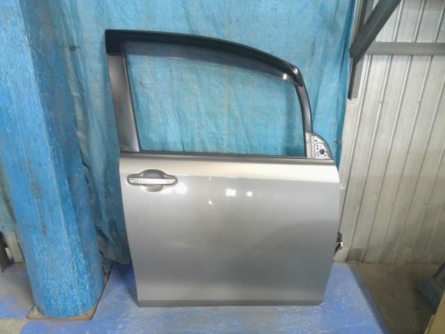 [F DOOR ASSY RH]TOYOTA NOAH ZWR80G 2ZR-FXE AT 2WD #0BD3253180595