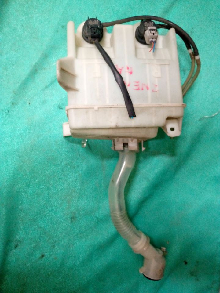 [WASHER TANK]TOYOTA WISH ZNE10 2005 1ZZ-FE FF AT 2WD #0003247706684