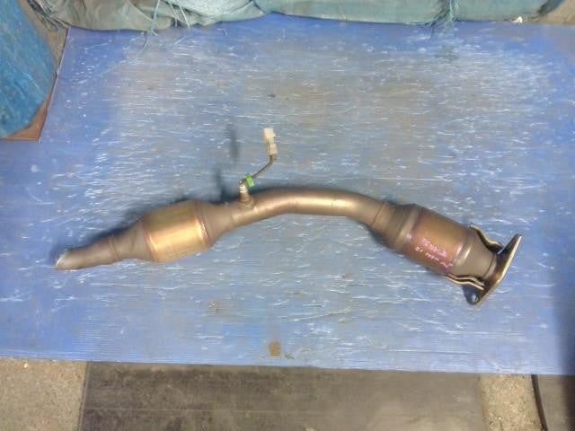 [CATALYTIC CONVERTER]TOYOTA VOXY ZRR80G   #0BD3253176832