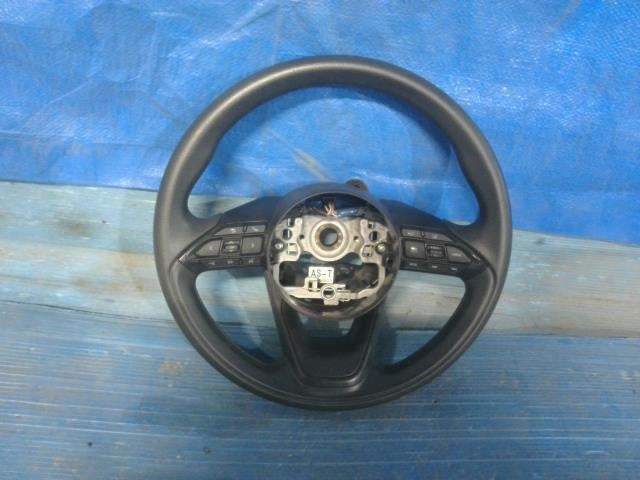 [STEERING WHEEL]TOYOTA YARIS MXPH10 M15A-FXE AT 2WD #0BD3253171022
