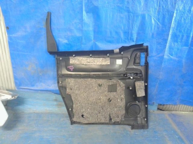 [RIGHT R DOOR TRIM]TOYOTA VELLFIRE ANH25W   #0BD3253171055
