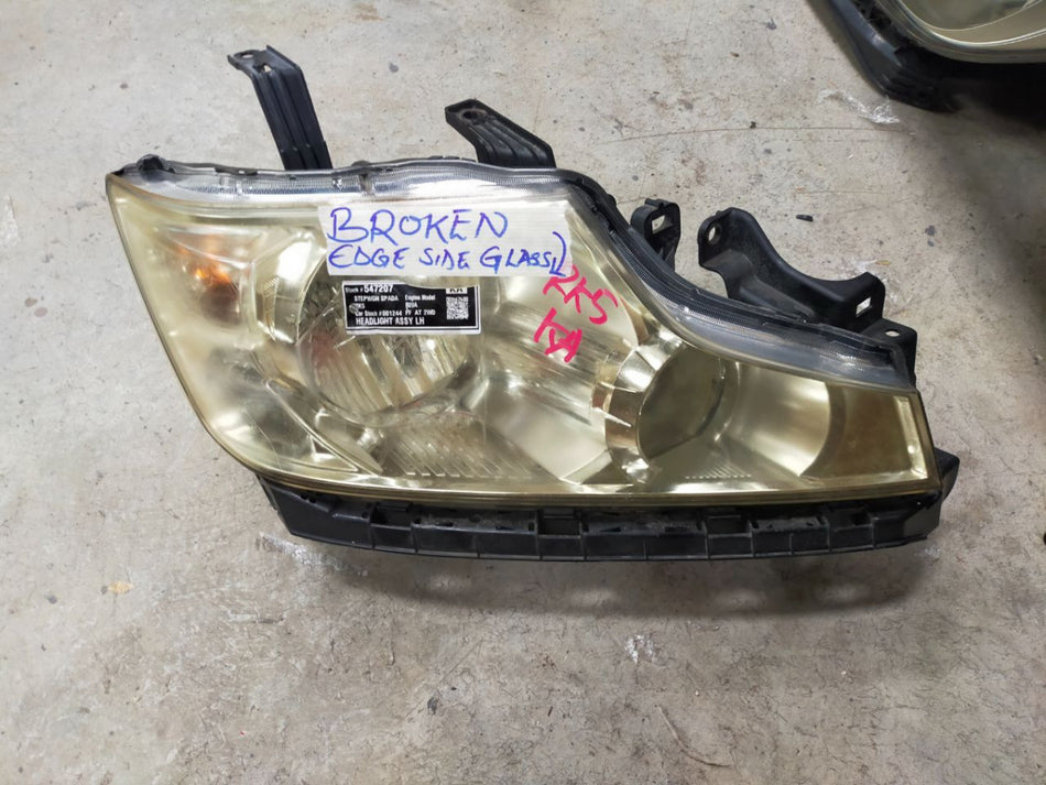 [HEADLIGHT ASSY LH]HONDA STEPWGN　SPADA RK5 2010 R20A FF AT 2WD #000323B547207
