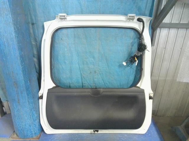 [REAR GATE]NISSAN SERENA GFC27 MR20DD AT 2WD #0BD3253176976