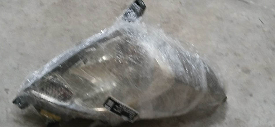 [HEADLIGHT ASSY RH]TOYOTA OPA ZCT10 2003 1ZZ-FE FF AT 2WD #000323C558981