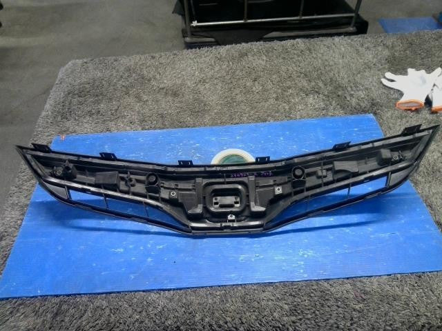 [GRILLE]HONDA FIT HYBRID GP1 LDA AT 2WD #0BD3253172986