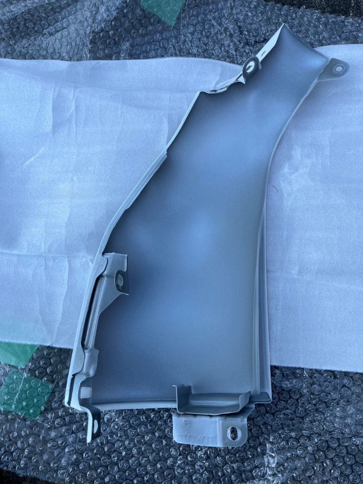 [RIGHT QUARTER PANEL]TOYOTA HIACE VAN TRH200K 1TR-FE FR AT 2WD #0B23252003991