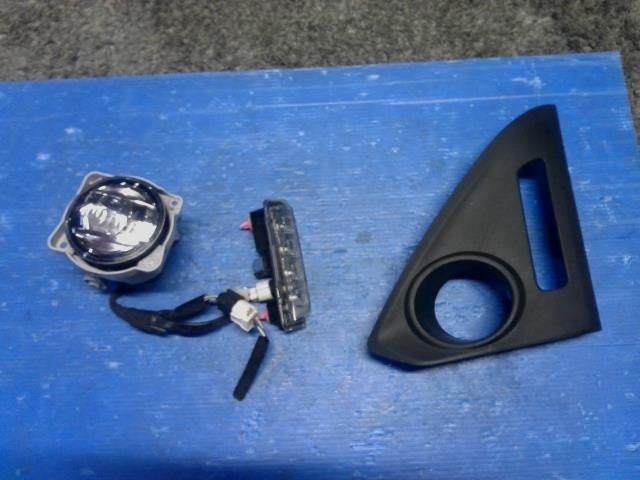 [FOG LAMP LH]TOYOTA ROOMY M900A 1KR-VET AT 2WD #0BD3253172805