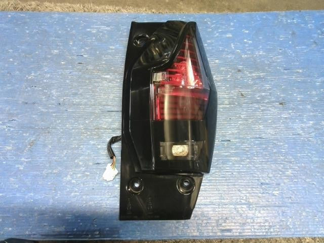 [TAIL LAMP RH]NISSAN SAKURA B6AW   #0BD3253178419