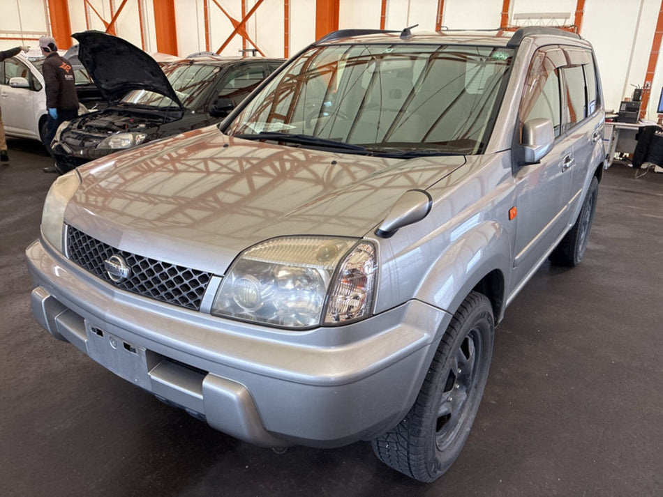 [FENDER LH]NISSAN X-TRAIL NT30 2002 QR20DE FF AT 4WD #0003264074722