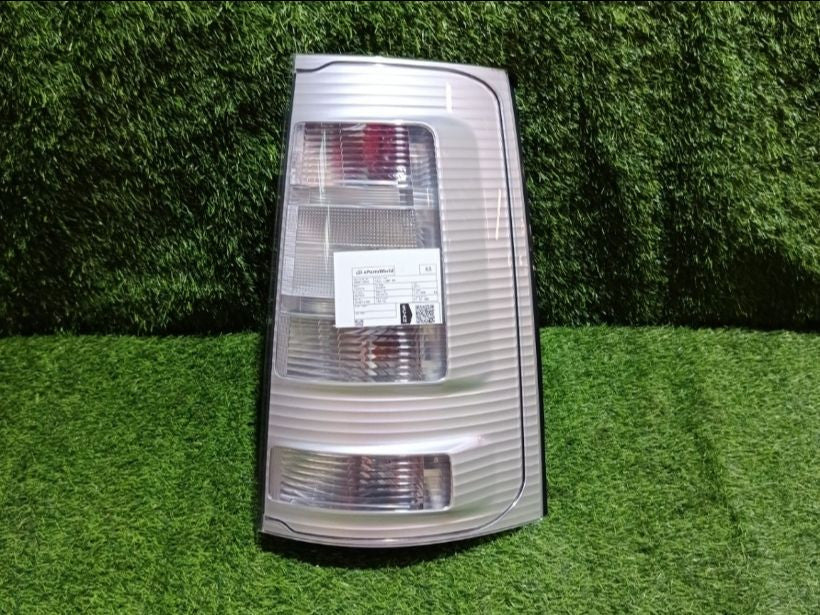 [TAIL LAMP RH]TOYOTA SIENTA NCP85G 2011 1NZ-FE FF AT 4WD #0003264074780