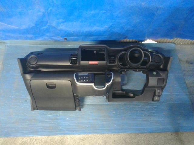[DASHBOARD]HONDA N BOX JF1 S07A AT 2WD #0BD3253171945