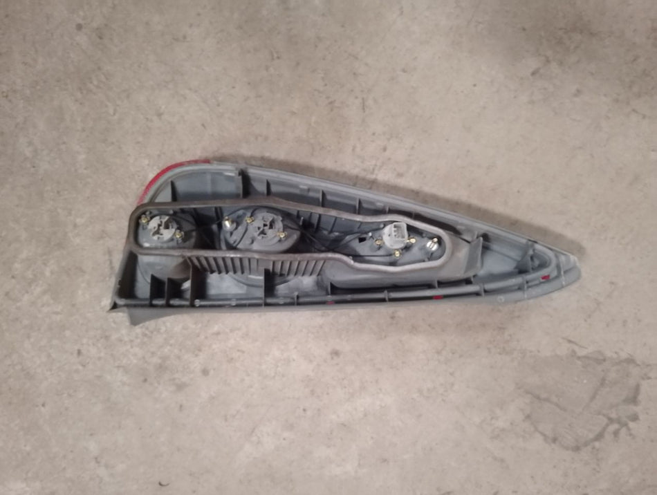 [TAIL LAMP RH]TOYOTA FUNCARGO NCP25 2001 1NZ-FE FF AT 4WD #0003243613325
