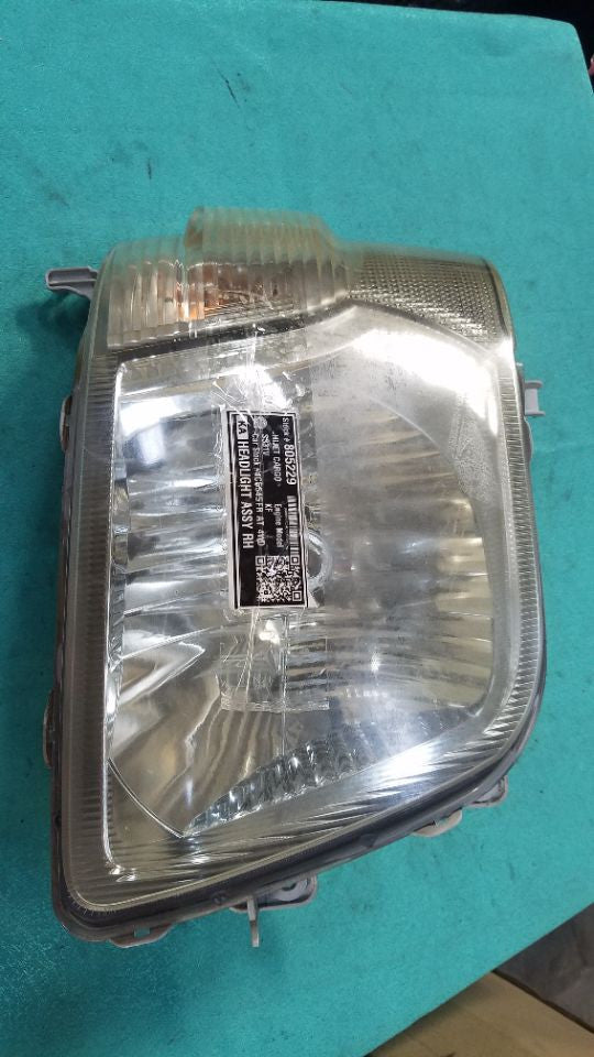 [HEADLIGHT ASSY RH]DAIHATSU HIJET CARGO S331V 2010 KF FR AT 4WD #000324C805229