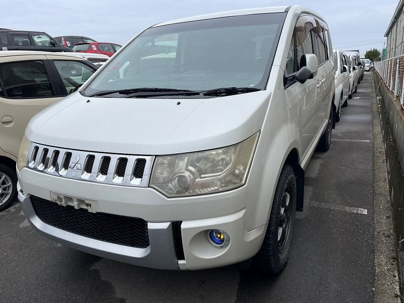 [BONNET]MITSUBISHI DELICA_D:5 CV5W 2007 4B12 FF AT 4WD #0003243634557
