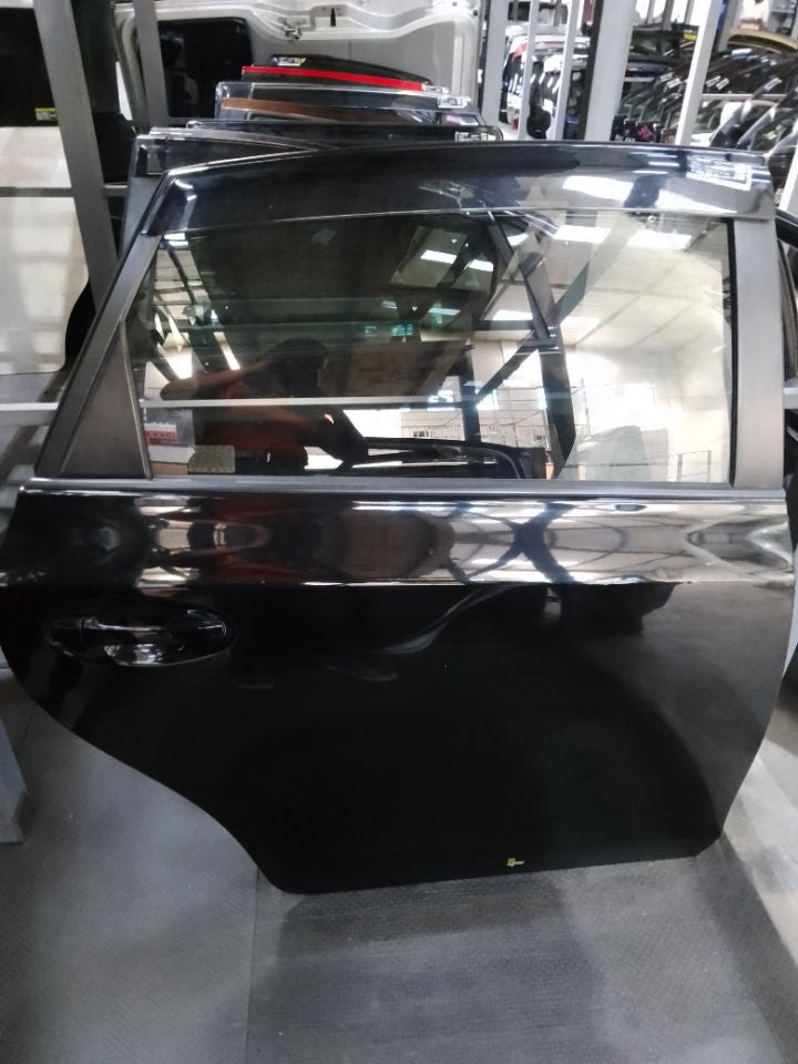 [R DOOR ASSY RH]TOYOTA PRIUS α ZVW41 2012 2ZR-FXE FF AT 2WD #0003239501875