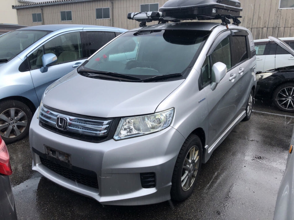 [BONNET]HONDA FREED SPIKE HYBRID GP3 2012 LEA FF AT 2WD #000324C792000