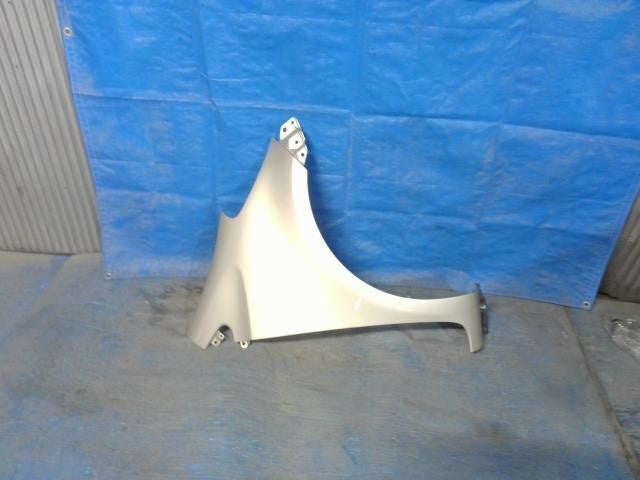 [FENDER RH]TOYOTA iQ NGJ10 1NR-FE AT 2WD #0BD3253170939