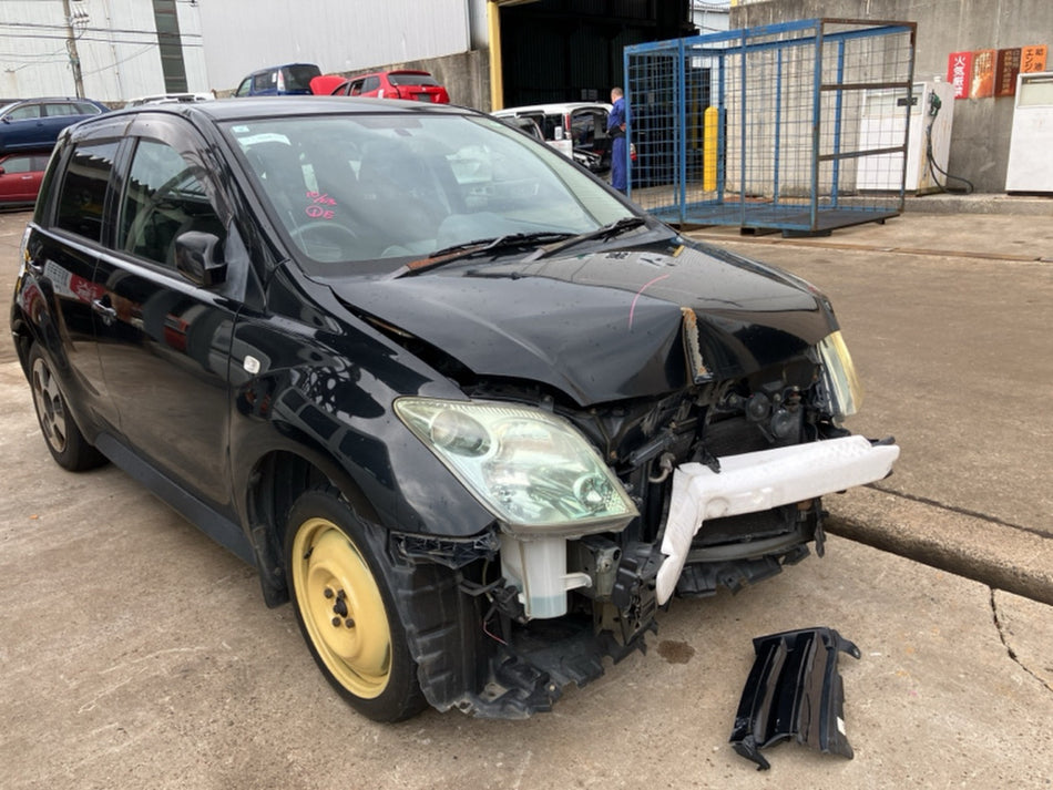 [DASHBOARD]TOYOTA IST NCP65 2005 1NZ-FE FF AT 4WD #000324B786752