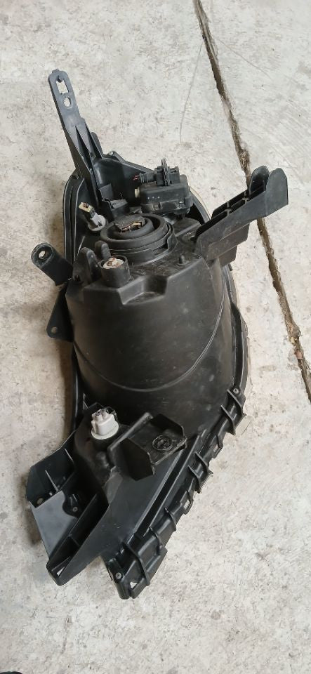 [HEADLIGHT ASSY RH]NISSAN AD VZNY12 2015 HR16DE FF AT 4WD #0003243631308