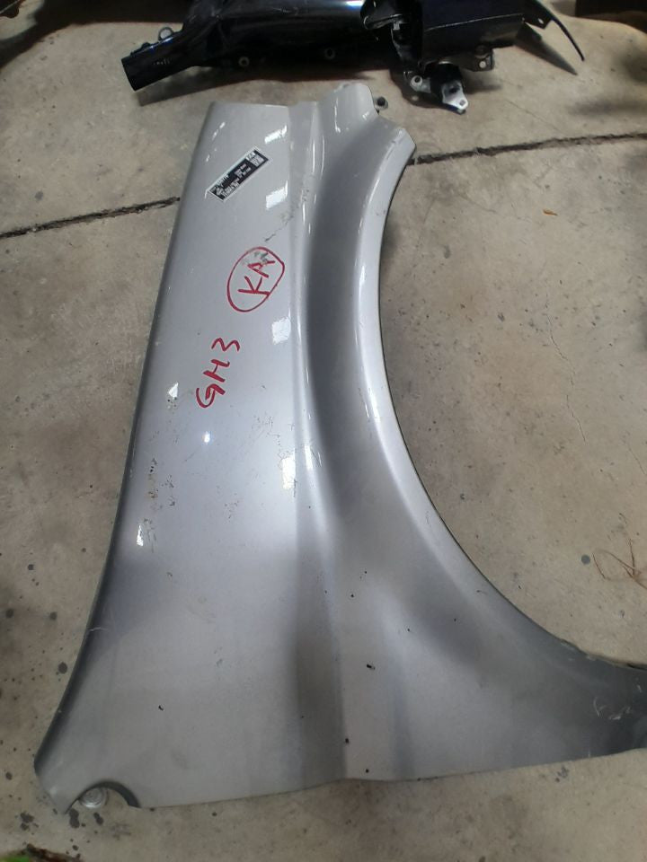 [FENDER RH]HONDA HR-V GH3 2005 D16A FF MT 2WD #000323C559770