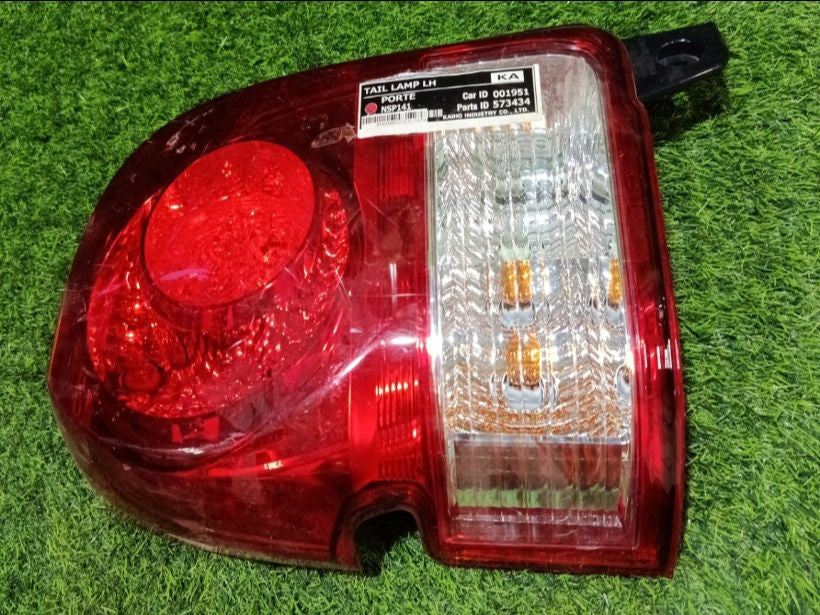 [TAIL LAMP LH]TOYOTA PORTE NSP141 2016 2NR-FKE FF AT 2WD #000323C573434