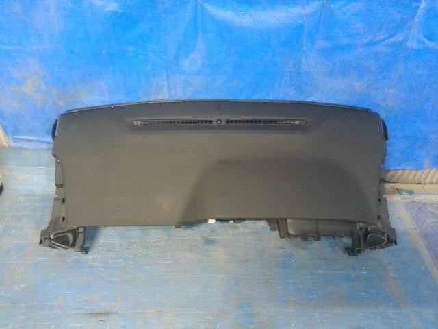 [DASHBOARD]TOYOTA VOXY ZRR80W 3ZR-FAE AT 2WD #0BD3253171109