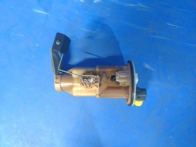 [FUEL PUMP]DAIHATSU HIJET TRUCK S201P KF-VE MT 2WD #0BD3253172564