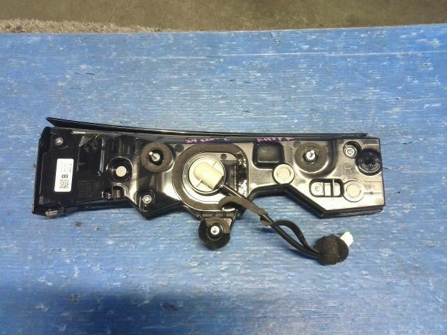 [Right finisher panel]MAZDA CX-60 KH3P T3-VPTS AT 2WD #0BD3253176868