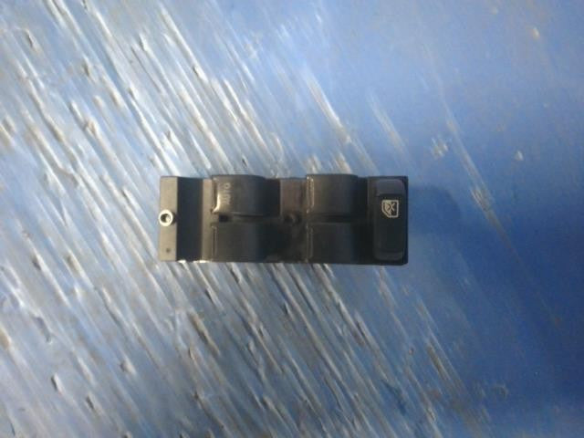 [P/W SWITCH SET]SUZUKI EVERY WAGON DA64W K6A AT 4WD #0BD3253172714