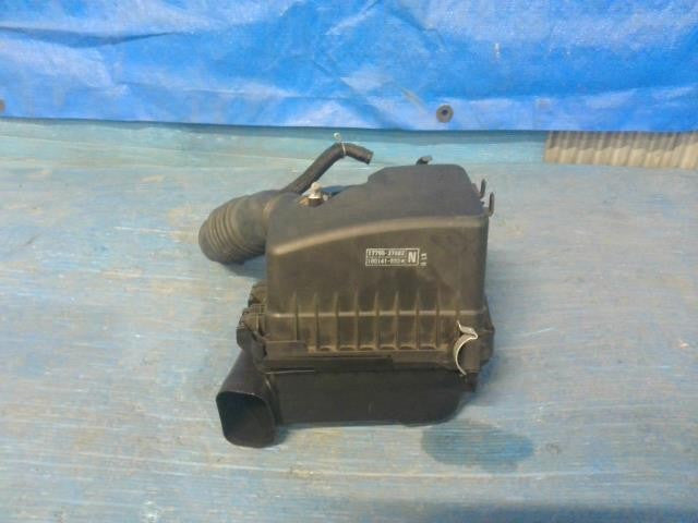 [AIR CLEANER]TOYOTA VOXY ZRR80G 3ZR-FAE AT 2WD #0BD3253172065