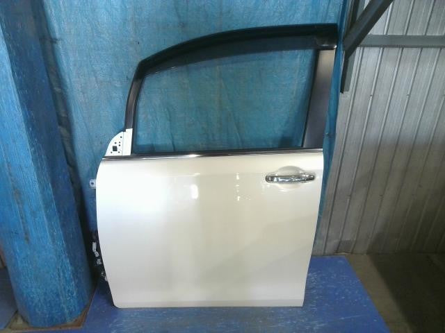 [F DOOR ASSY LH]TOYOTA ESQUIRE ZWR80G 2ZR-FXE AT 2WD #0BD3253174638