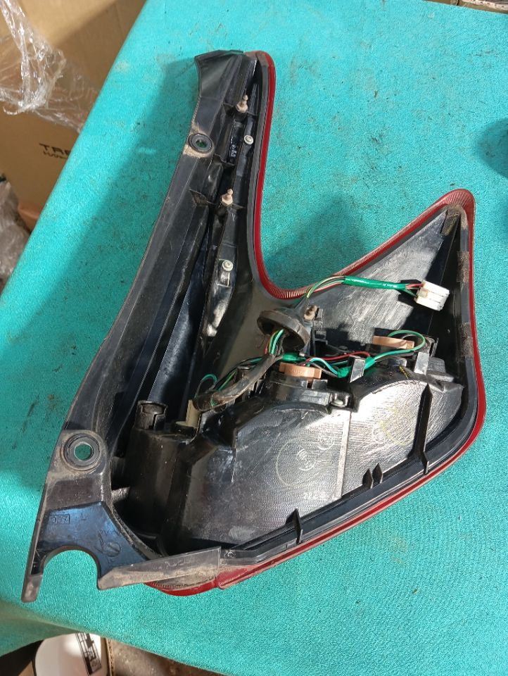 [TAIL LAMP LH]NISSAN JUKE YF15 2012 HR15DE FF AT 2WD #000324A771925