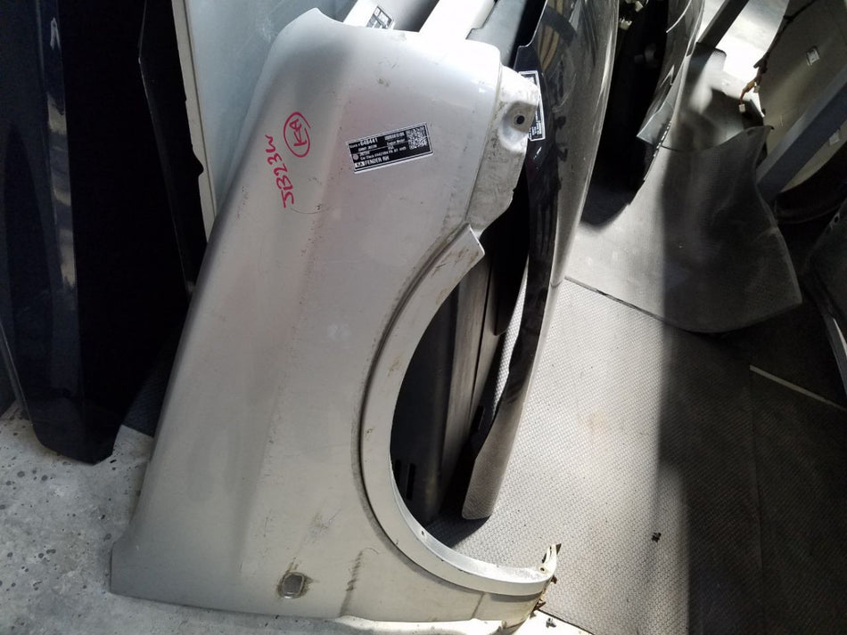 [FENDER RH]SUZUKI JIMNY JB23W K6A FR AT 2WD #0003244648441