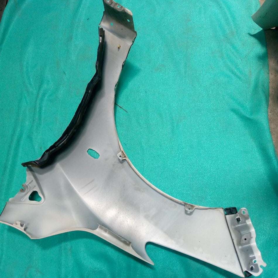 [FENDER RH]MAZDA DEMIO DE5FS 2013 ZY-VE FF AT 2WD #0003247701996