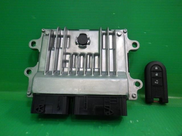 [ENGINE COMPUTER]TOYOTA ROOMY M900A 1KR-FE AT 2WD #0EV3253000418