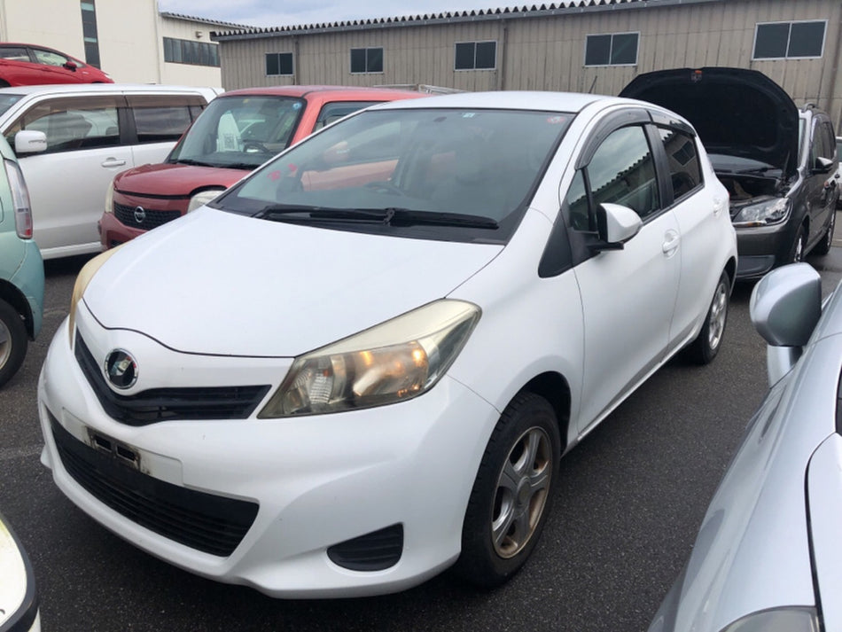 [R BUMPER ASSY]TOYOTA VITZ KSP130 2011 1KR-FE FF AT 2WD #000324A762866