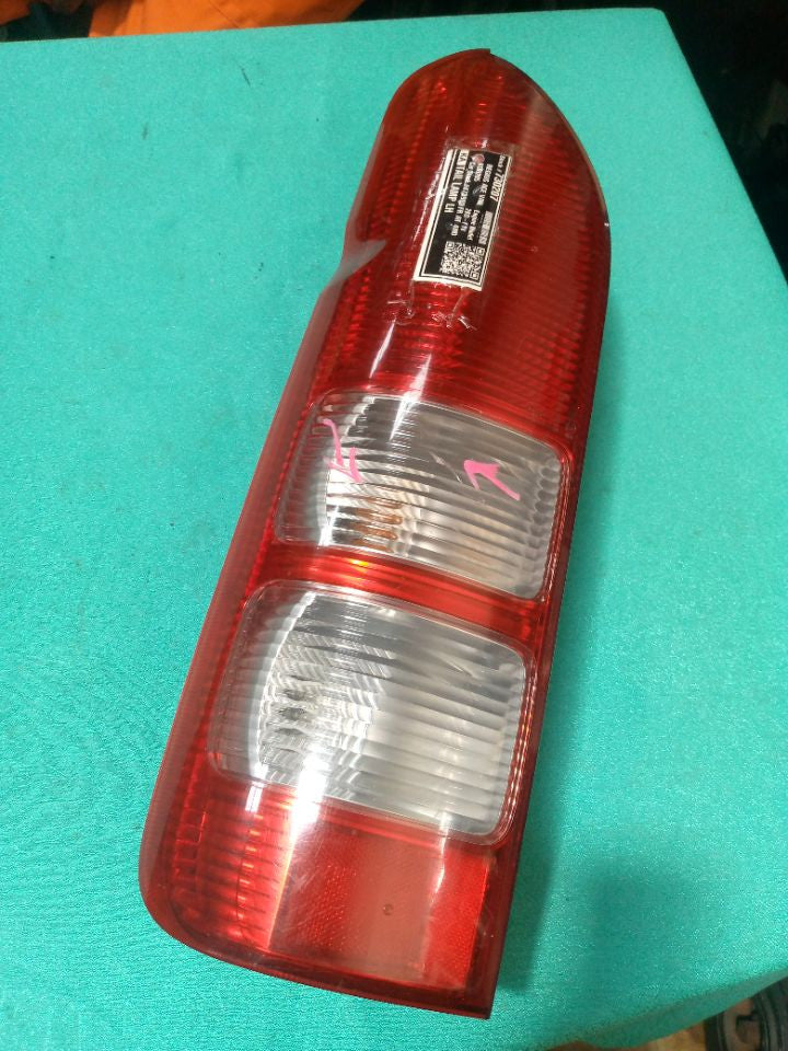 [TAIL LAMP LH]TOYOTA REGIUS ACE VAN KDH205 2006 2KD-FTV FR AT 4WD #0003248730207