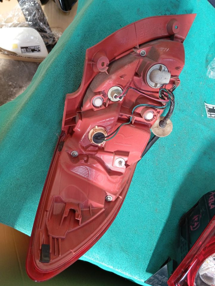 [TAIL LAMP RH]MAZDA DEMIO DEJFS 2011 P3-VPS FF AT 2WD #000324B781926